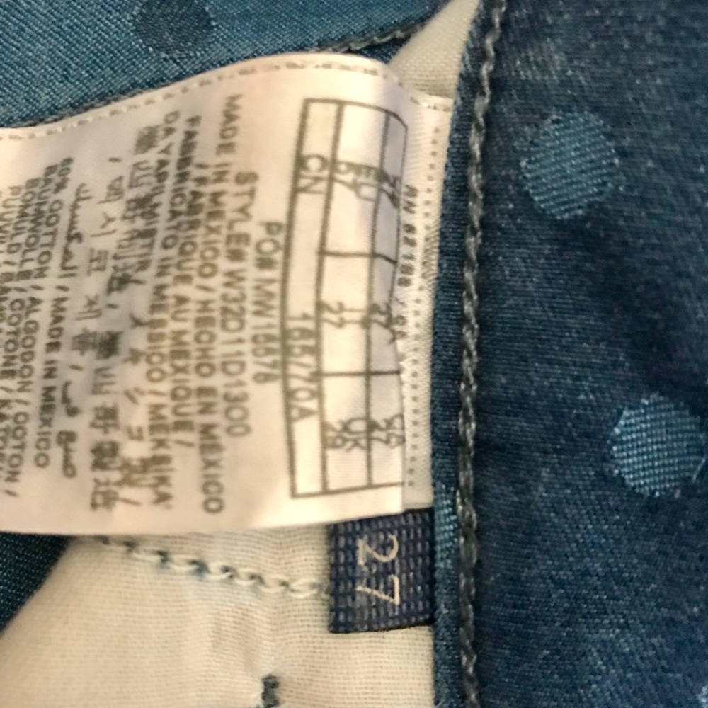 Guess High Rise shorts - Picture 5 of 6